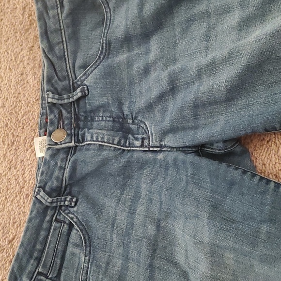 Elle 2 medium wash long shorts - Picture 2 of 6